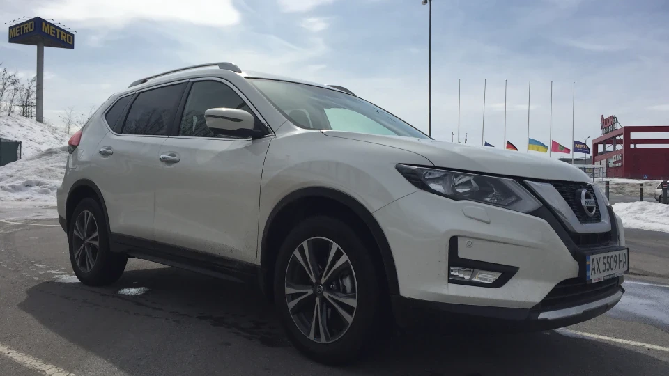 Nissan X-Trail Restyle 2