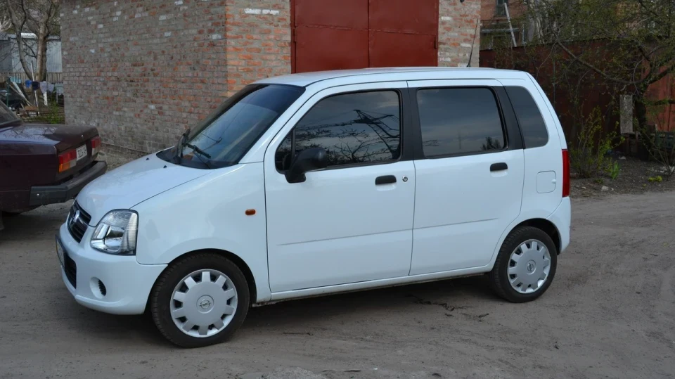 Opel Agila