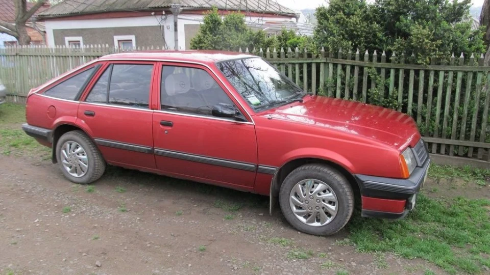 Opel Ascona 2