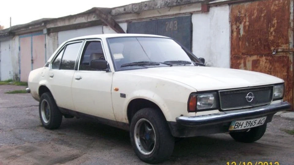 Opel Ascona 2
