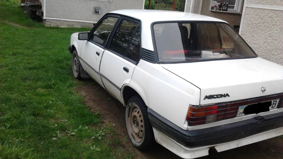 Opel Ascona 3