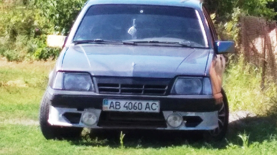 Opel Ascona 2