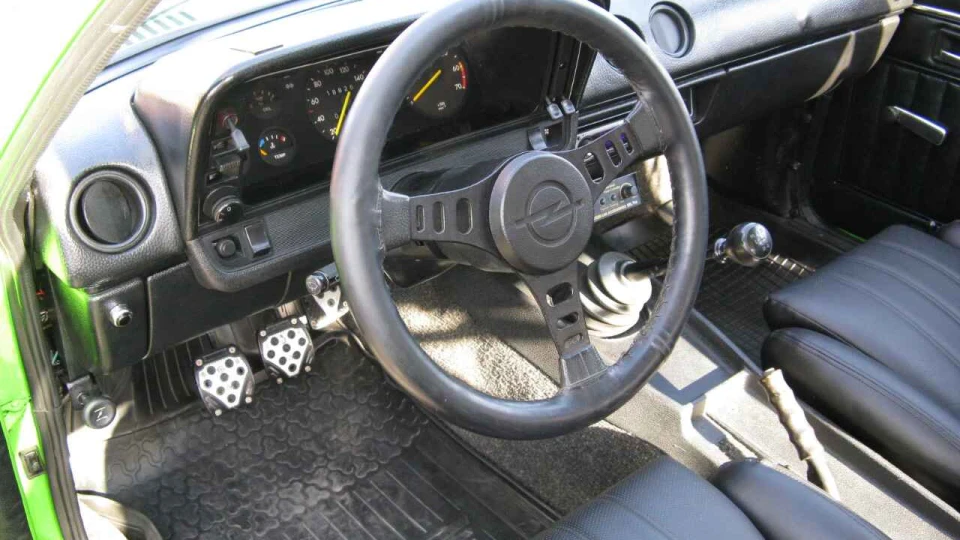 Opel Ascona 5