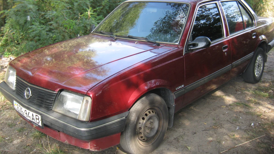 Opel Ascona 2