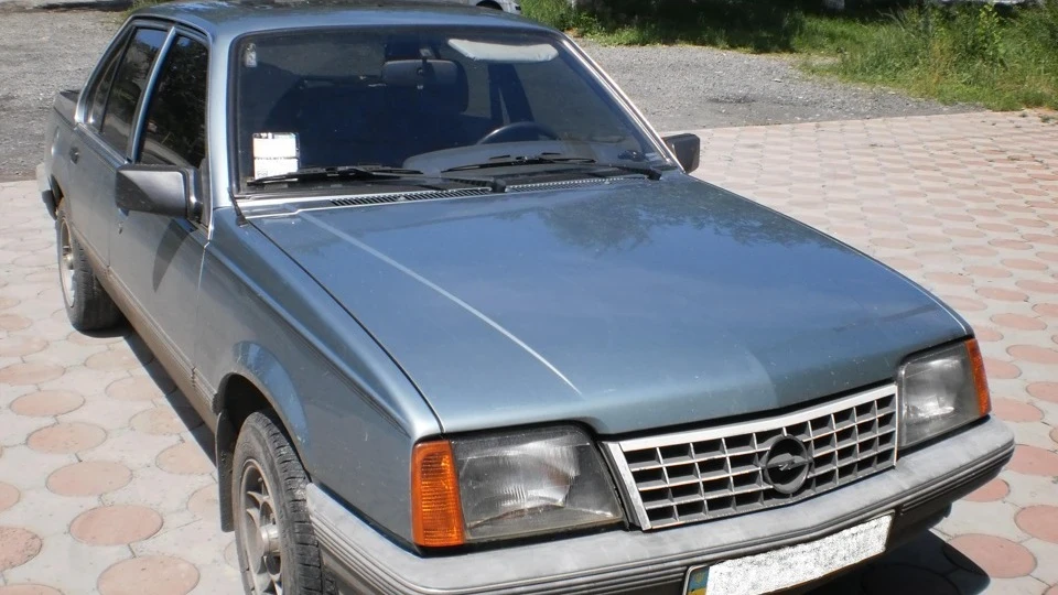 Opel Ascona