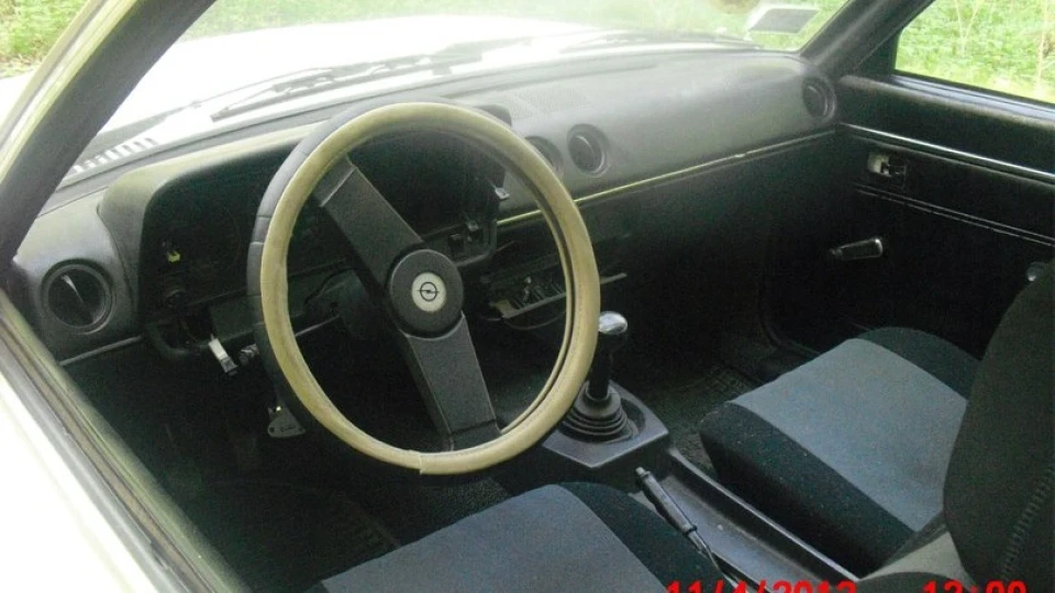 Opel Ascona 2