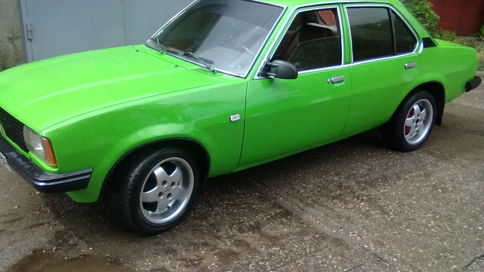 Opel Ascona 4