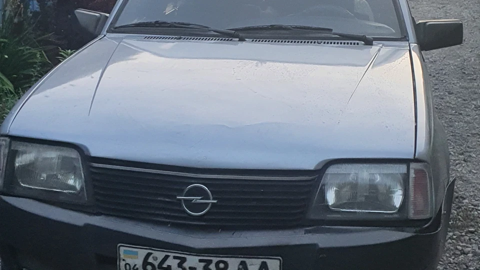 Opel Ascona 2