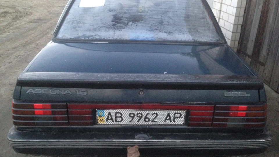 Opel Ascona 4