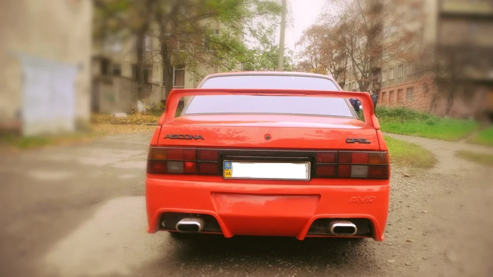 Opel Ascona 4