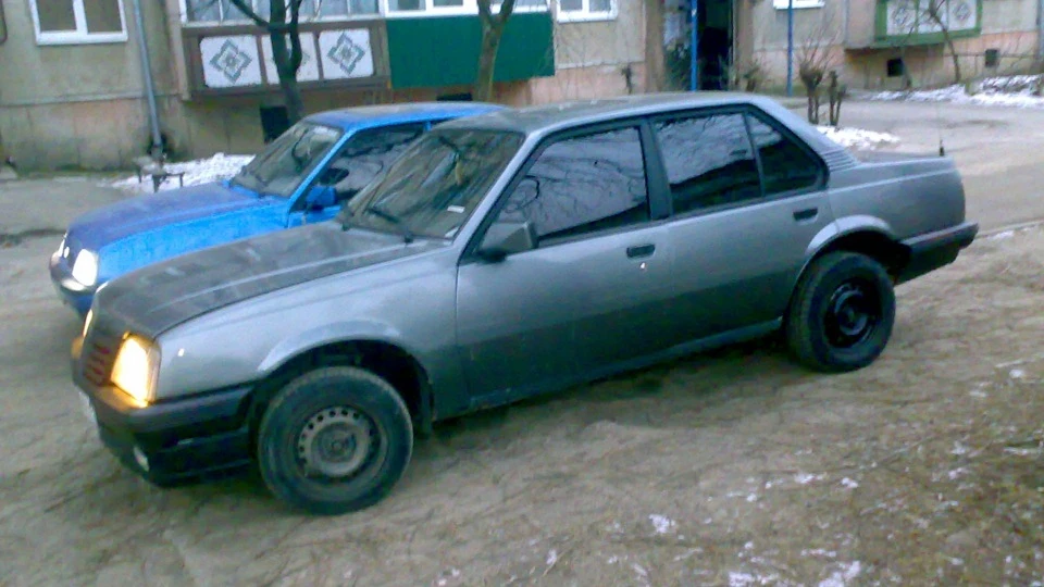 Opel Ascona 2