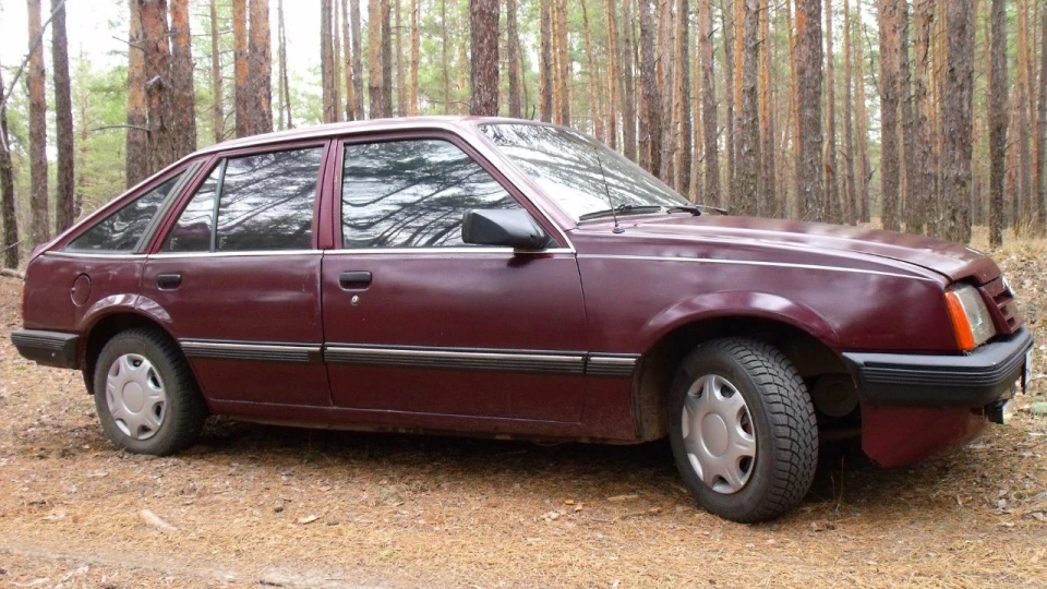 Opel Ascona 5