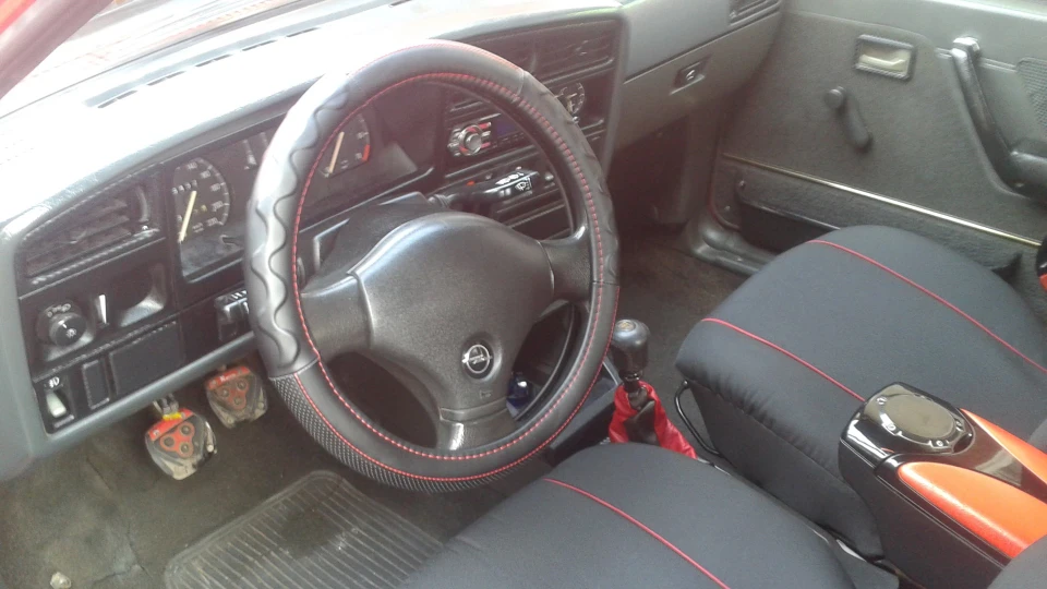 Opel Ascona 2