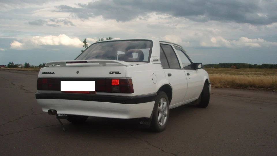 Opel Ascona 3