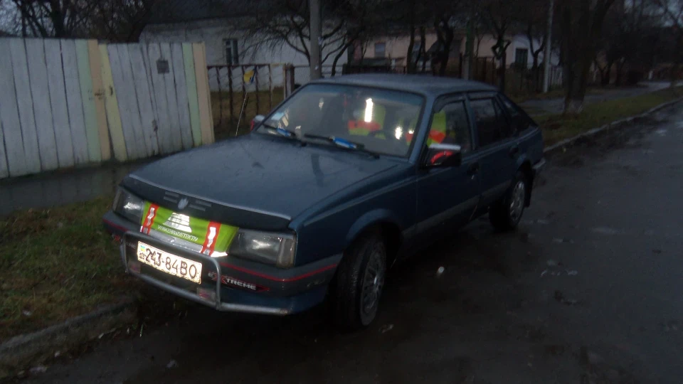 Opel Ascona 2