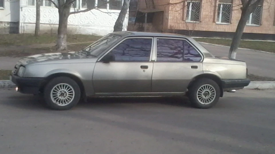 Opel Ascona 3