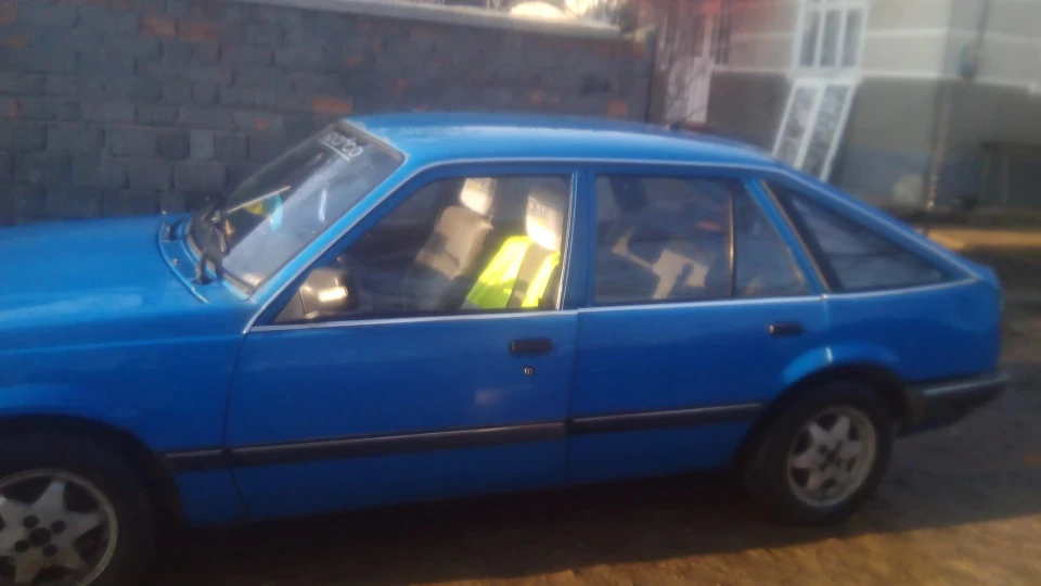 Opel Ascona 3