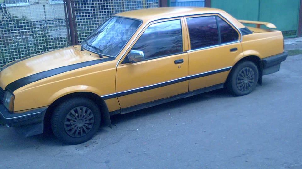 Opel Ascona