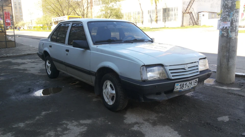 Opel Ascona 3