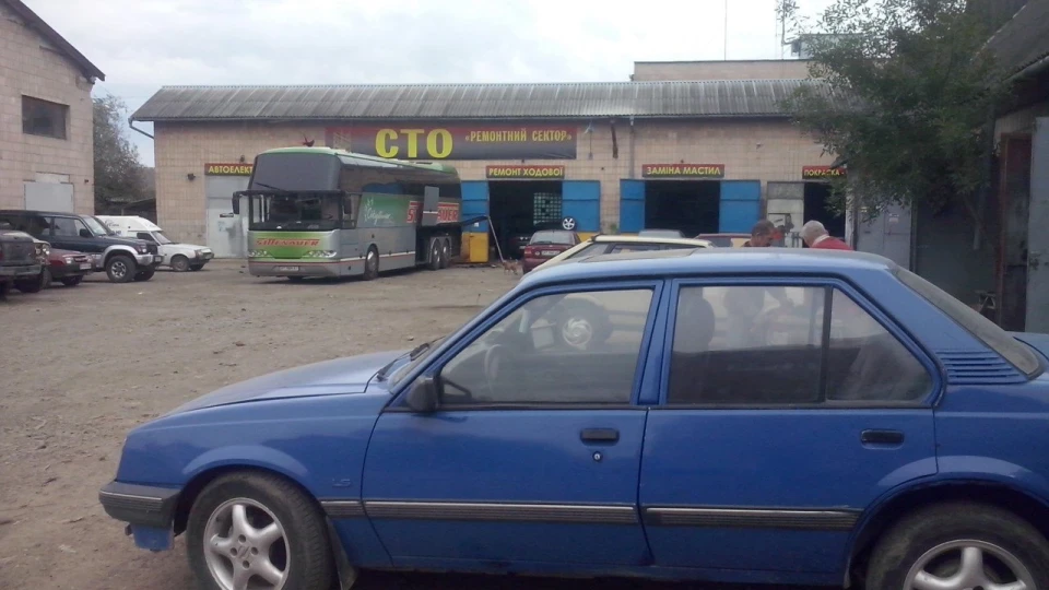 Opel Ascona 2