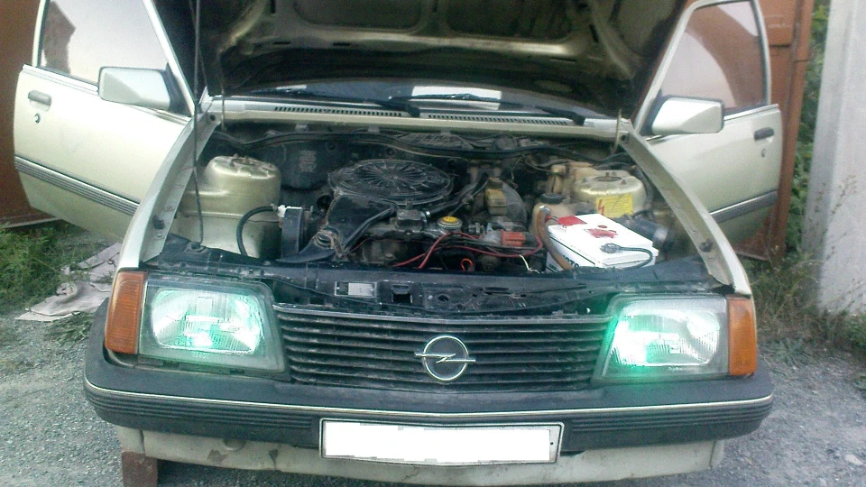 Opel Ascona 2