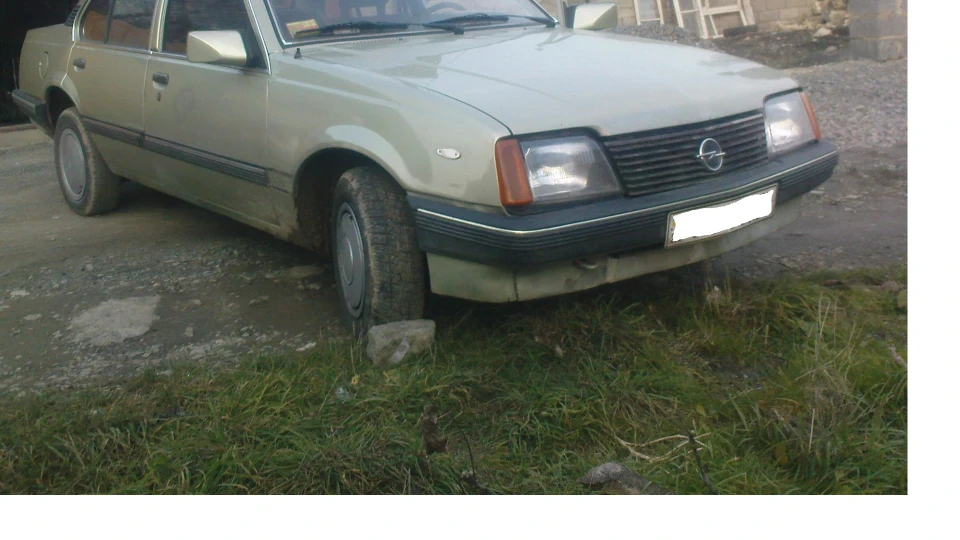 Opel Ascona 4