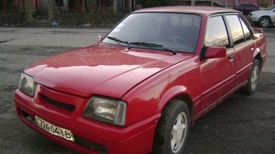 Opel Ascona 2