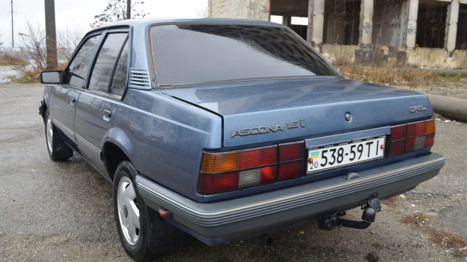 Opel Ascona 3