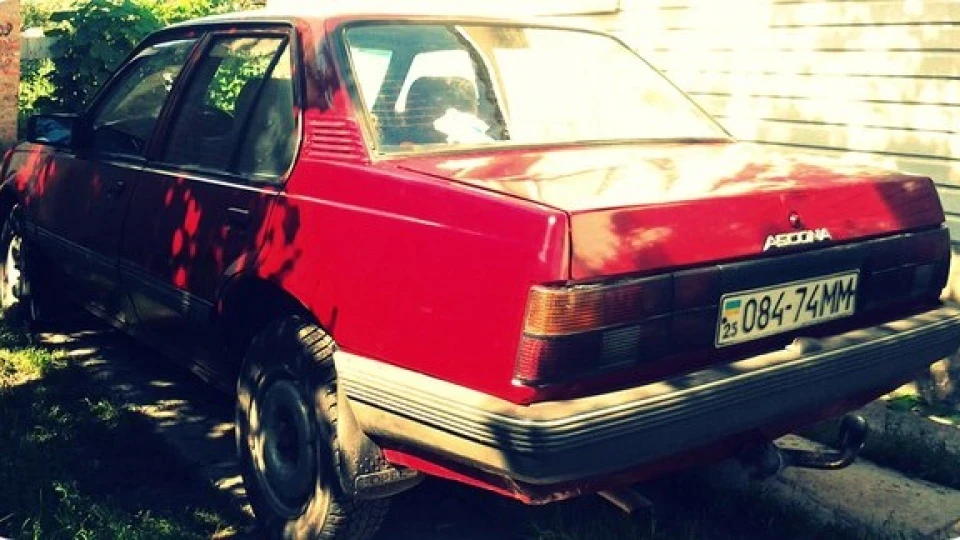 Opel Ascona 4