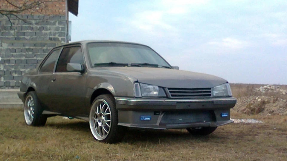 Opel Ascona 3