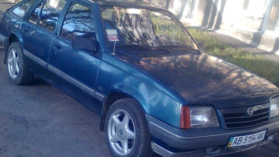 Opel Ascona (10) до ремонту 5