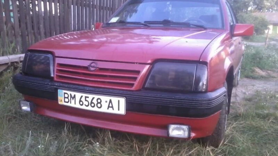 Opel Ascona 1,3s 5