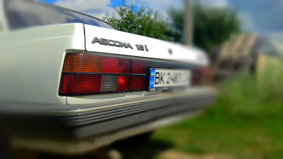 Opel Ascona 1.6 C16NZ 4