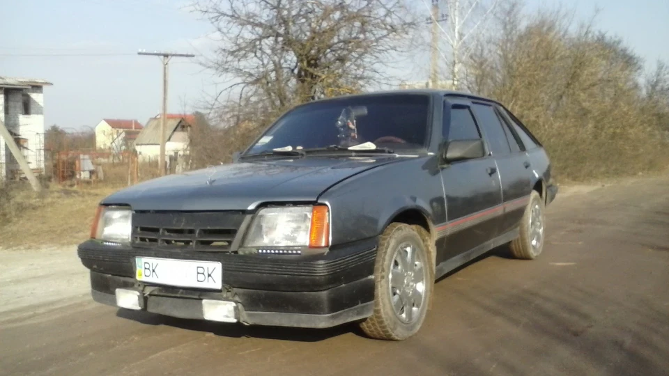 Opel Ascona 1,6 GT/SPORT