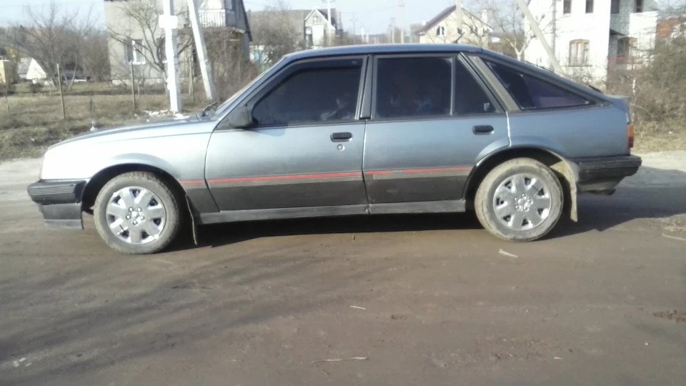 Opel Ascona 1,6 GT/SPORT 2