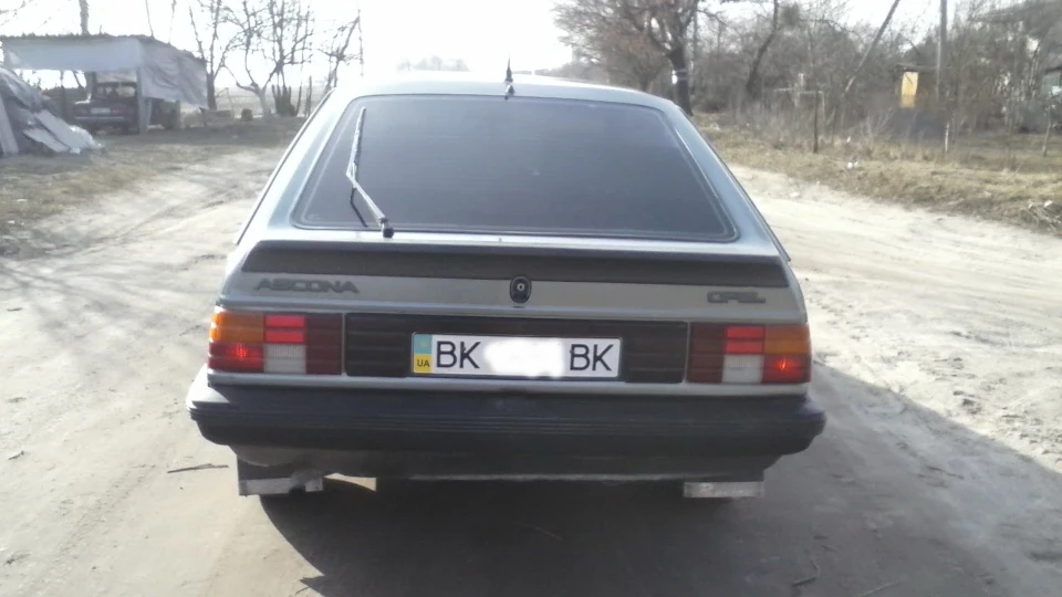 Opel Ascona 1,6 GT/SPORT 3