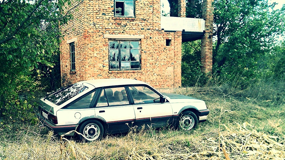 Opel Ascona 1.6 S 4