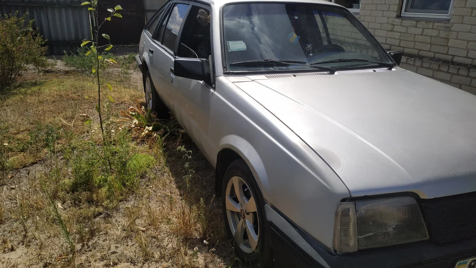 Opel Ascona 1.6 Сірий металік 3