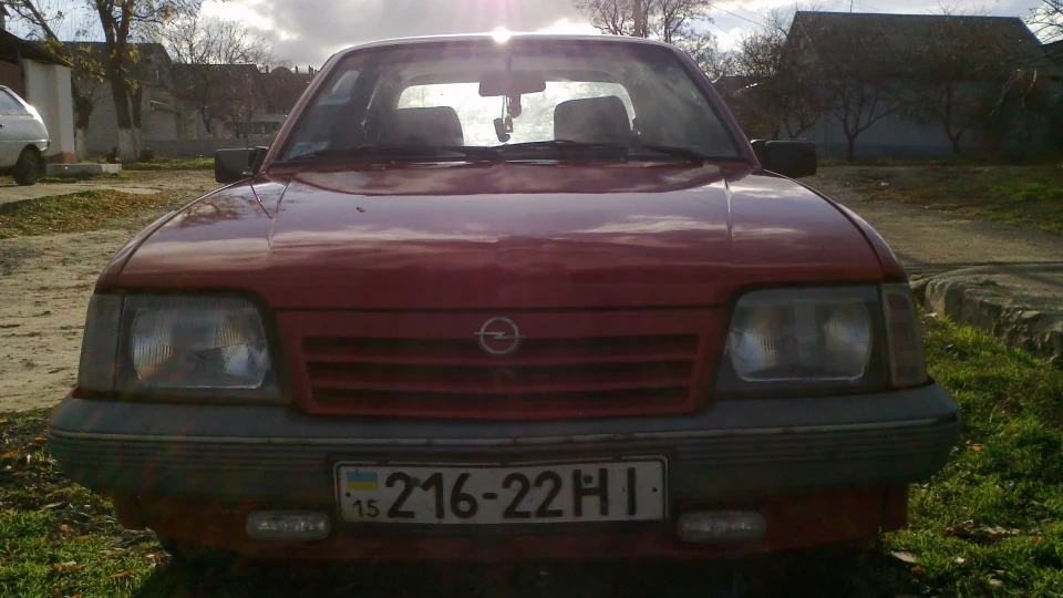 Opel Ascona 1.6 3