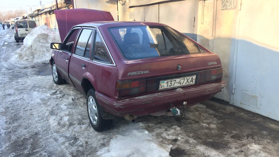 Opel Ascona 1.6D 2