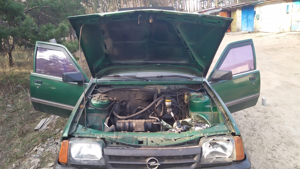 Opel Ascona 1.6Diesel 4