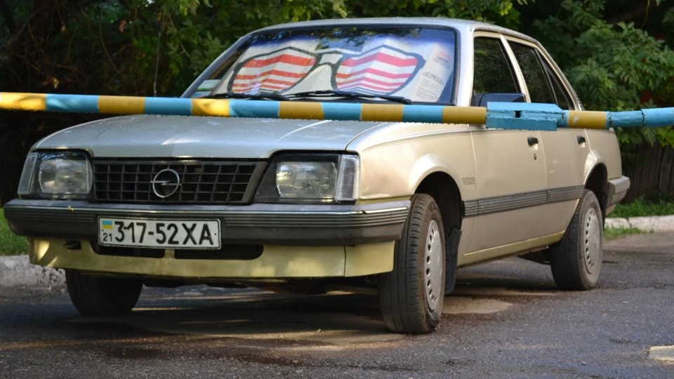 Opel Ascona 16N