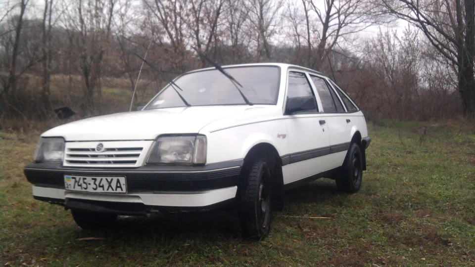 Opel Ascona 1.6N 2