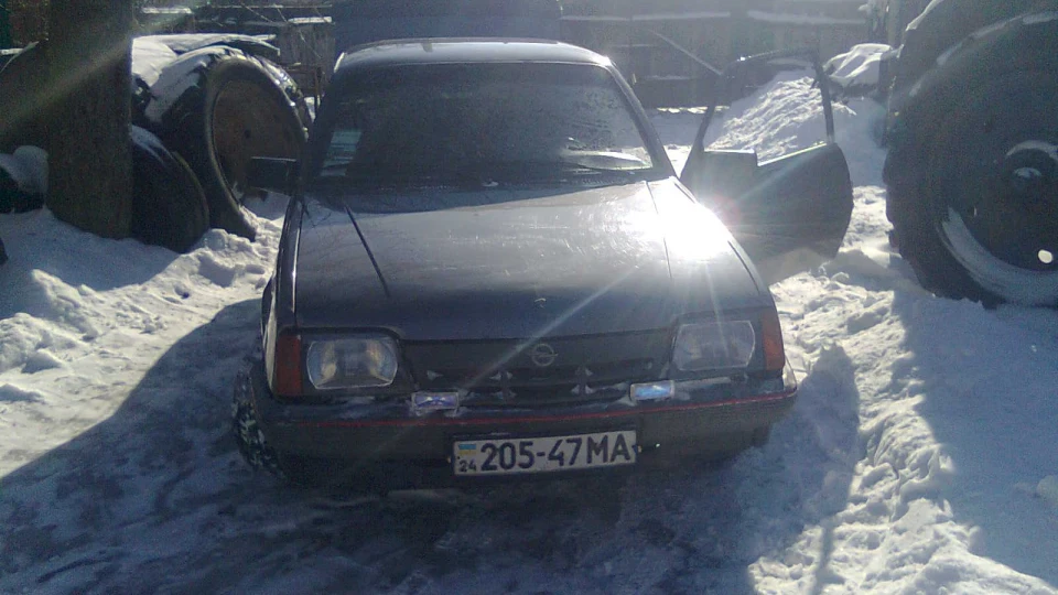 Opel Ascona 1.6s 3