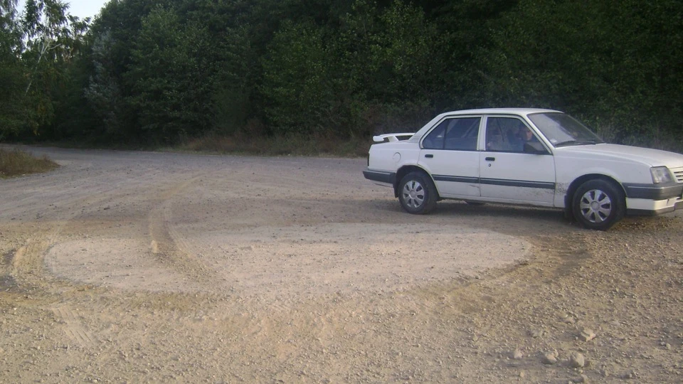 Opel Ascona 16SN 5