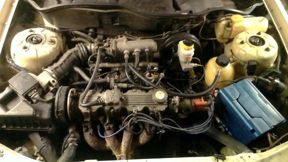 Opel Ascona 1,8 інжектор