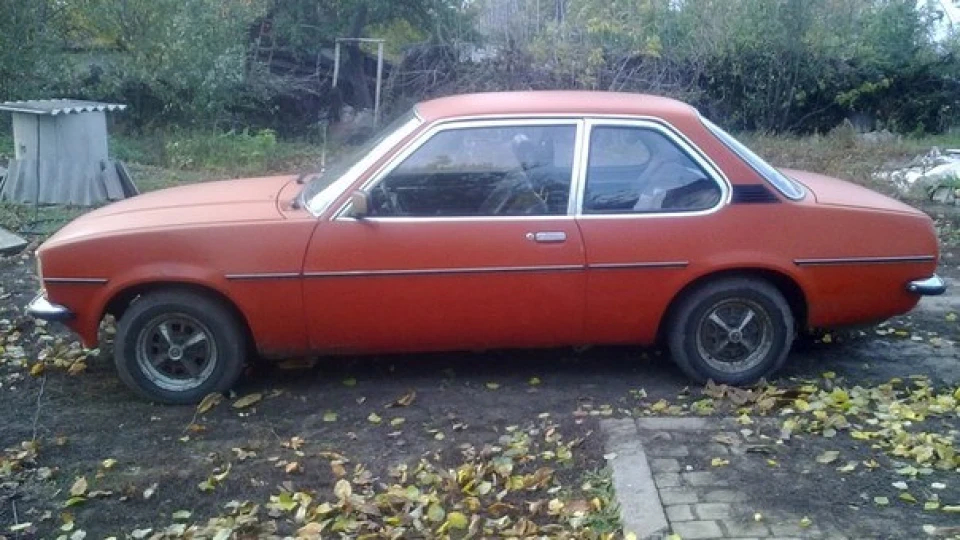 Opel Ascona 1.9N 2