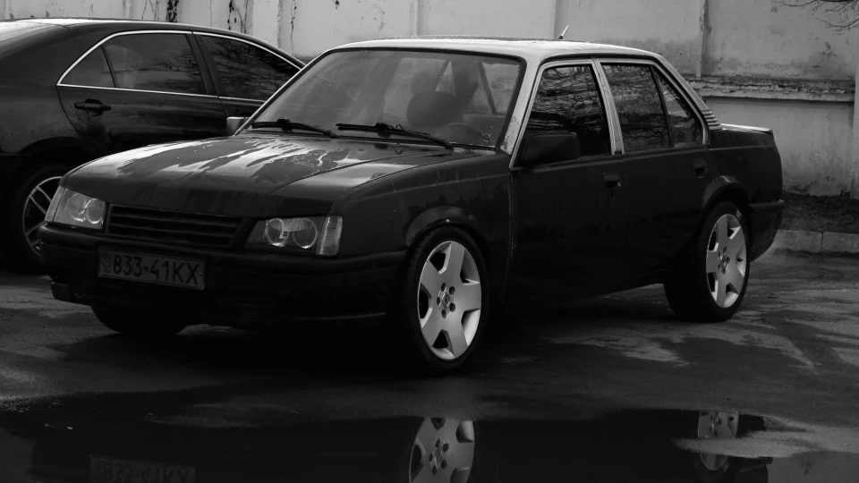 Opel Ascona 2.0 16V x20xev R17 2