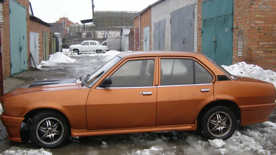 Opel Ascona 2.0 Mustang 2
