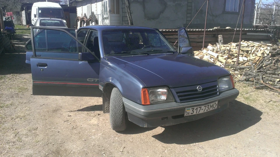 Opel Ascona 2.0i GT версія! 3